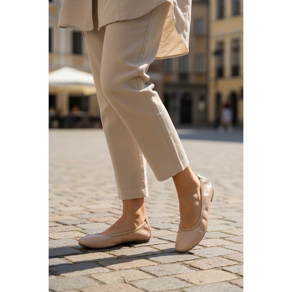 Born Julianne Ballet Flats Tan Leather Slip On Comfort Shoes Women's Size 8.5